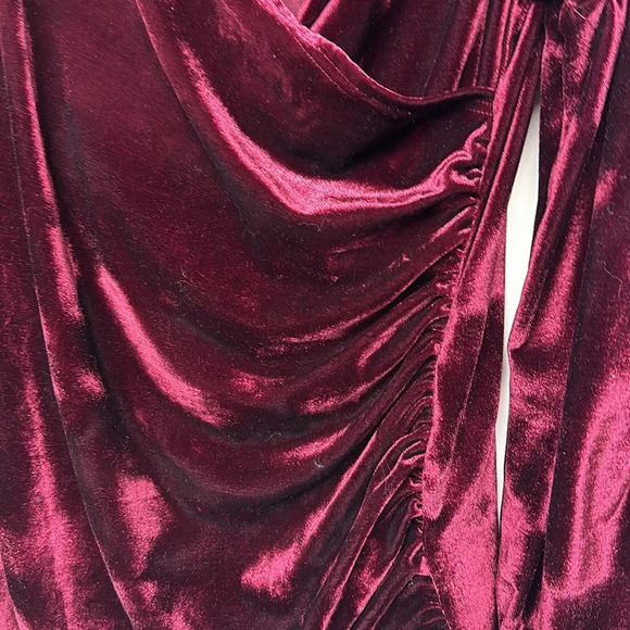 Elainone Off Shoulder Wrap V Neck Velvet Bodycon Dress Ruched Long Puff Sleeve - Picture 3 of 11